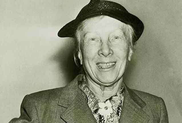 Dr. Lillian Gilbreth: Mother of the Modern Kitchen 