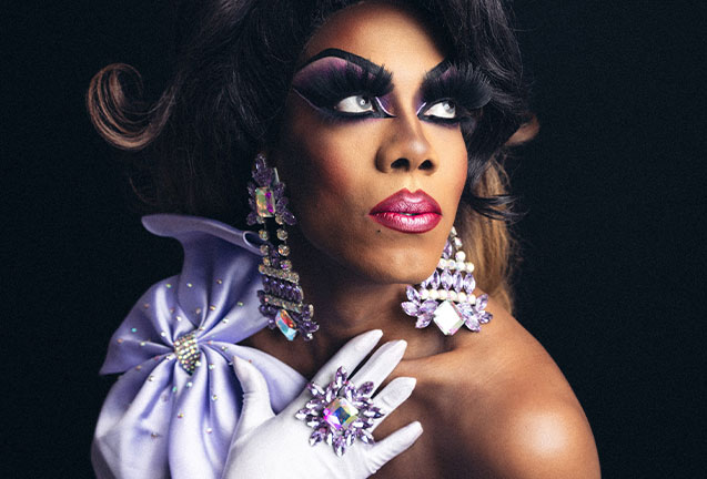 Drag Karaoke wtih T'kara Starr