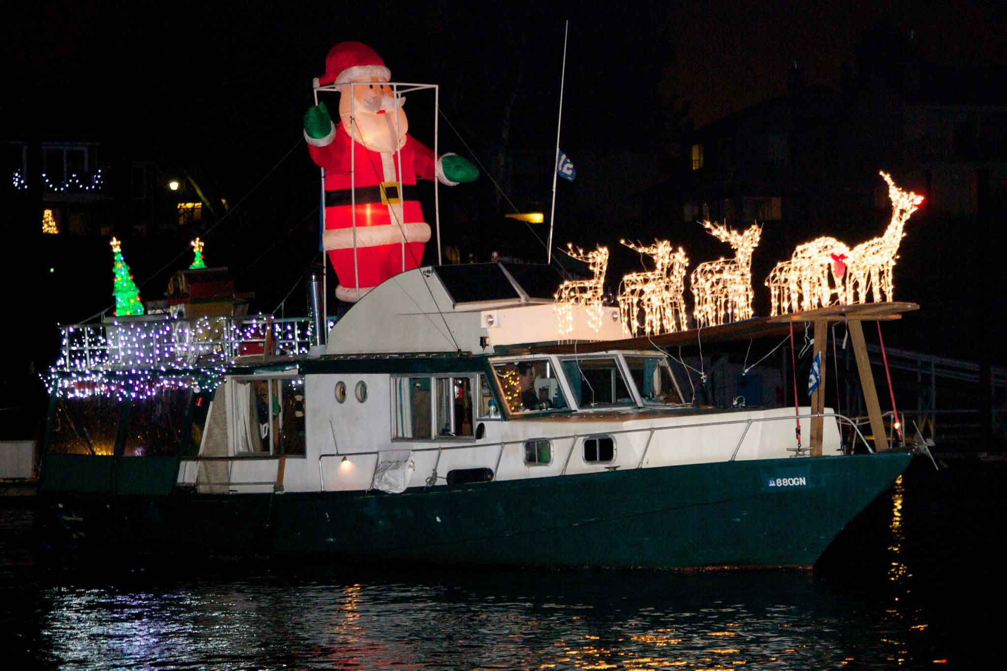 Christmas Ships on the Columbia River