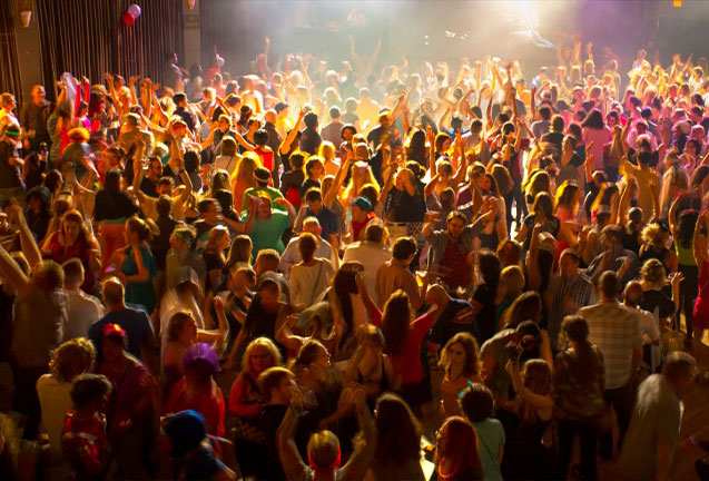 '80s Homecoming Dance